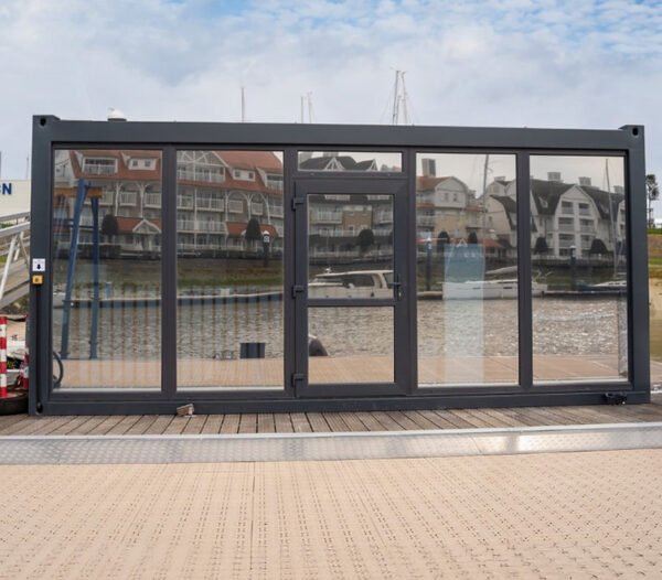 Conteneur 6x3 mètres avec Paroi Vitrée - RAL 7016