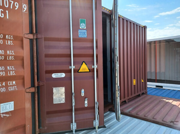 Hall de Stockage en Conteneurs - 2×20 HC One Way (30m²)