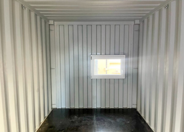 conteneur 20 pieds 4h Conteneur maritime 20 pieds + porte sectionnelle + fenêtre