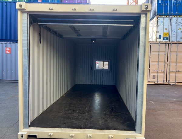 conteneur 20 pieds 4i Conteneur maritime 20 pieds + porte sectionnelle + fenêtre