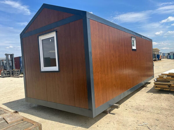 Conteneur de construction modèle de 21m²