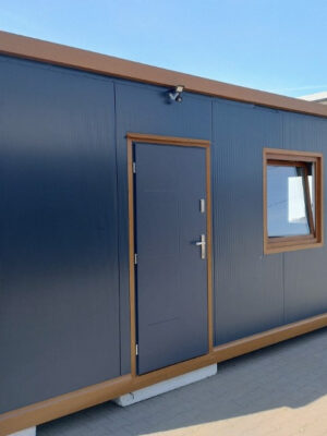 Conteneur bureau 21 m2 avec WC + kitchenette