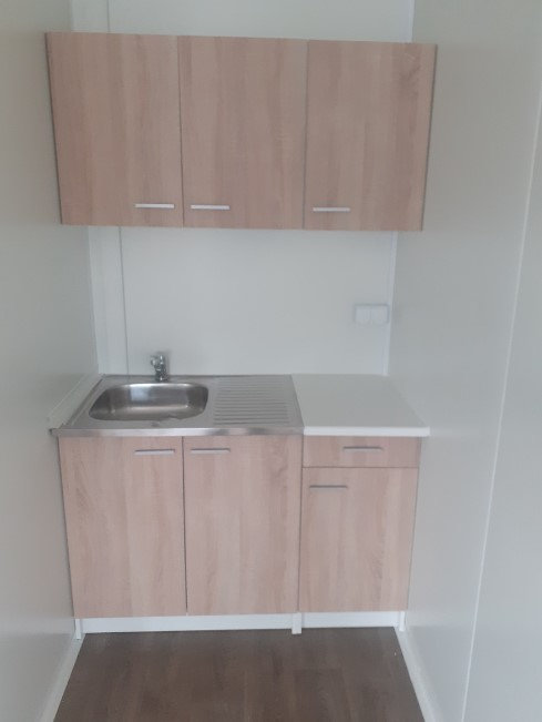 Conteneur bureau 21 m2 avec WC + kitchenette