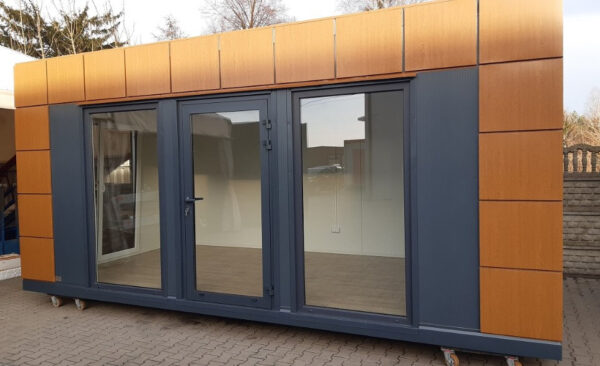 Conteneur de bureau commercial 18 m2 avec toilettes