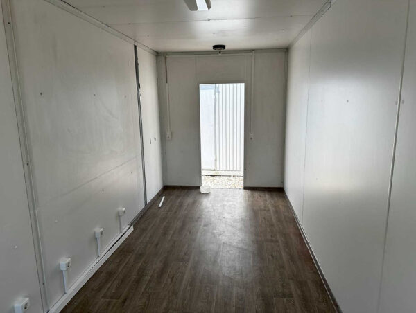 Conteneur de Bureau 2,5×6 Surface totale 14,79 m²