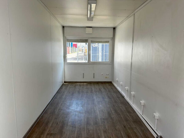 Conteneur de Bureau 2,5×6 Surface totale 14,79 m²