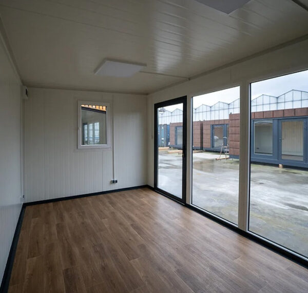 Conteneur 6x3 mètres Modèle Berlin avec Sanitaires