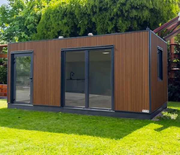 Conteneur 6x3 mètres Modèle Milan avec Toilettes et Cuisine